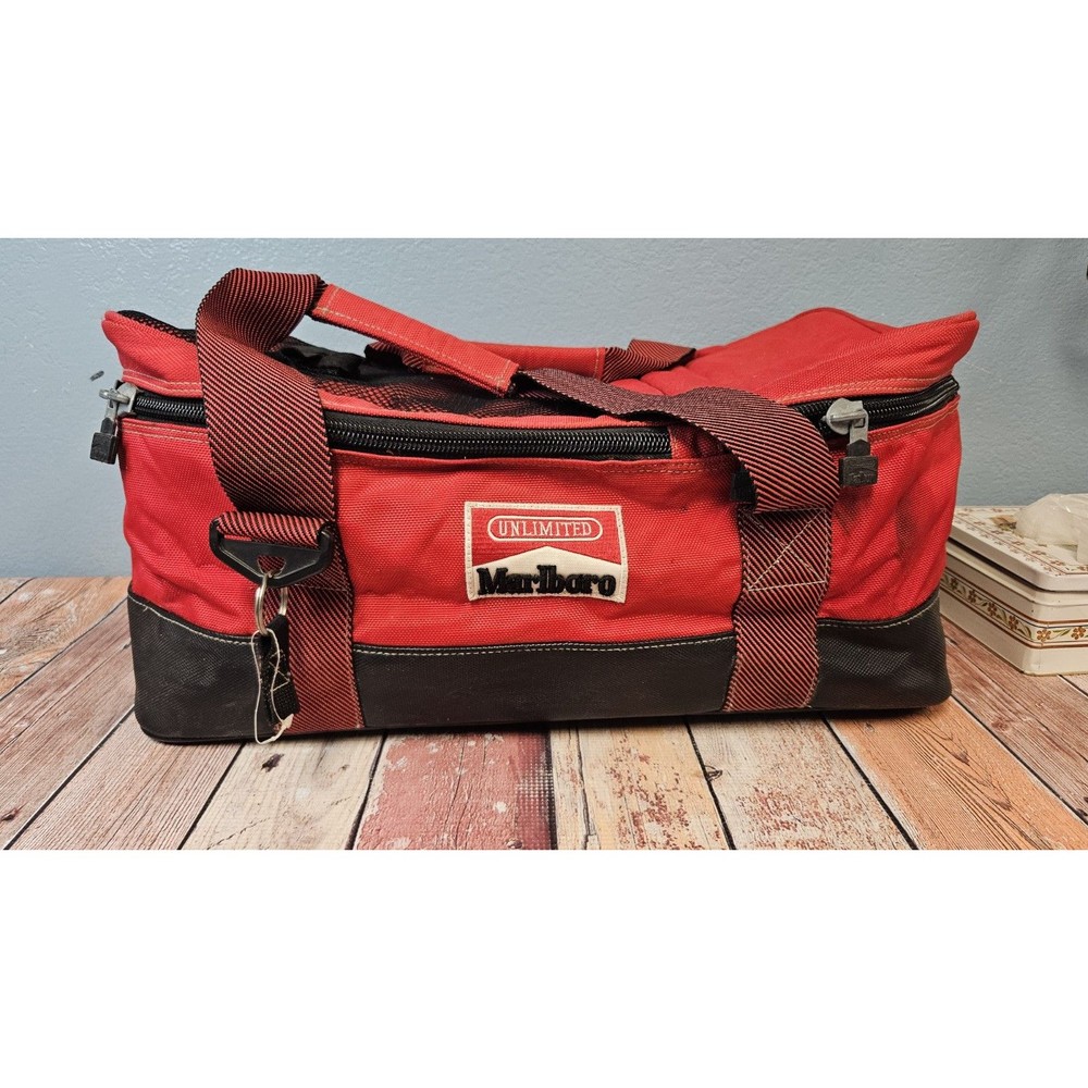 Marlboro Cooler Bag, canvas exterior, two shoulder straps, Vintage 1990s